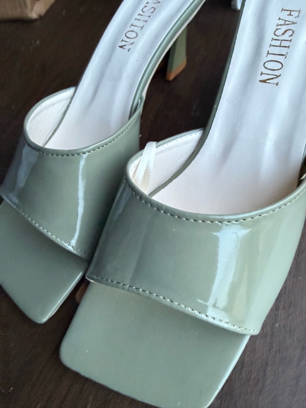Fashion Women's Mint Green Patent Slide Sandals - Picture 3 of 5